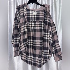 American Eagle plaid jacket with hood